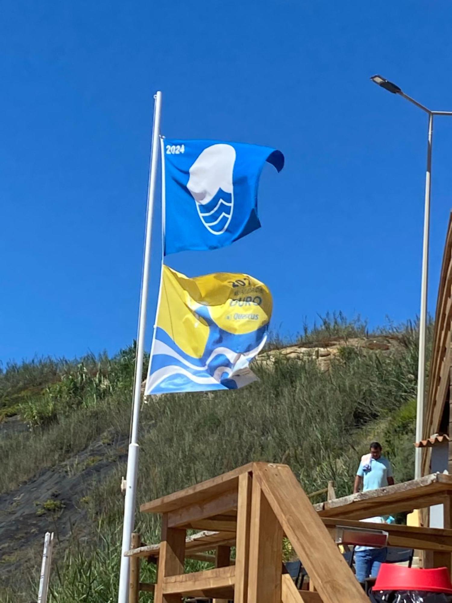 Casa Do Portao Azul - Espadarte Atouguia Da Baleia Buitenkant foto